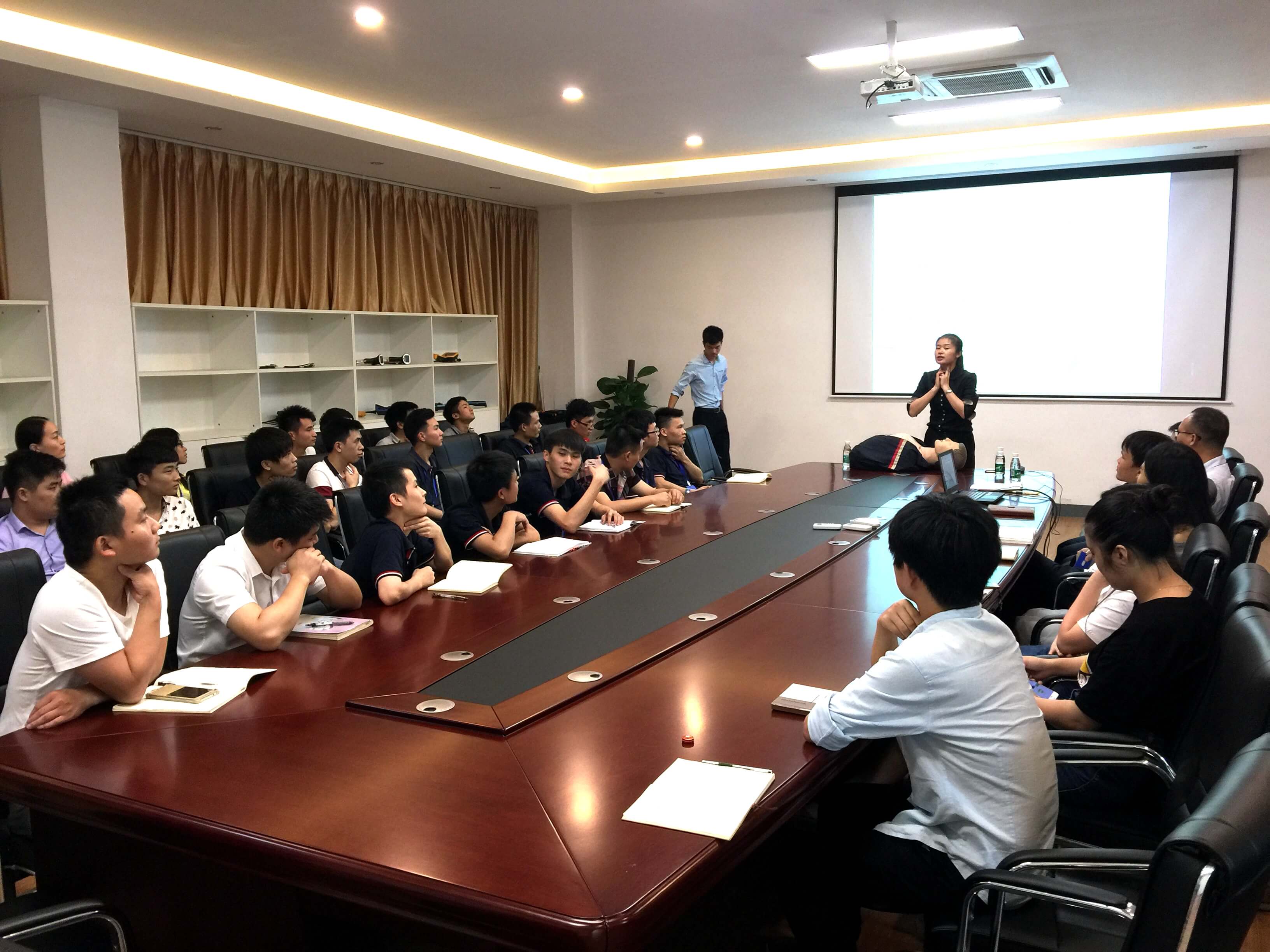古安泰開展急救知識技能培訓(xùn)